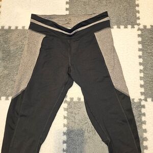 Champion Black and Gray Color-Block Leggings